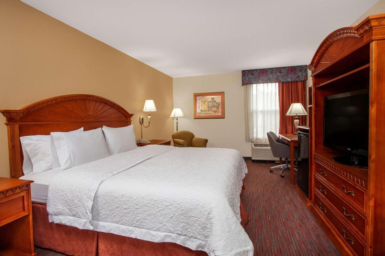 Ramada By Wyndham Orlando Florida Mall 외부 사진